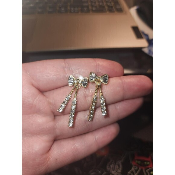New - Shiny Bowknot Crystal Drop Earrings Sparkling Cubic Zirconia Long Tassel - Picture 4 of 5